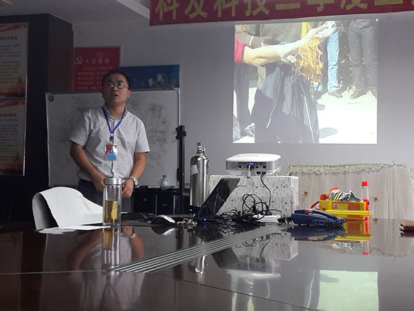 我司組織消防安全知識(shí)培訓(xùn) 我司組織消防安全知識(shí)培訓(xùn)